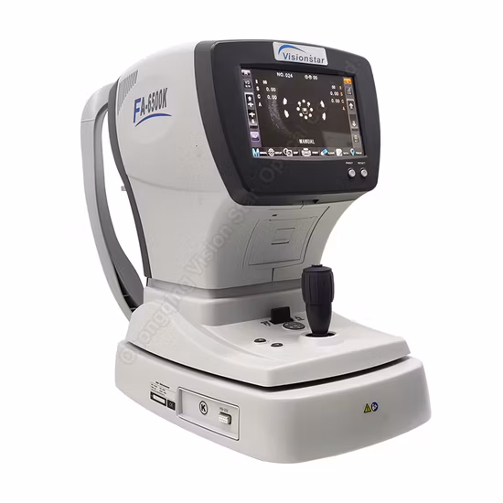 Automatisches Refraktometer für optische und ophthalmologische Instrumente mit Keratometer